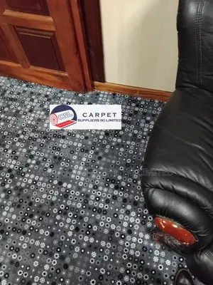 Stylish Grey Wall to Wall Carpet